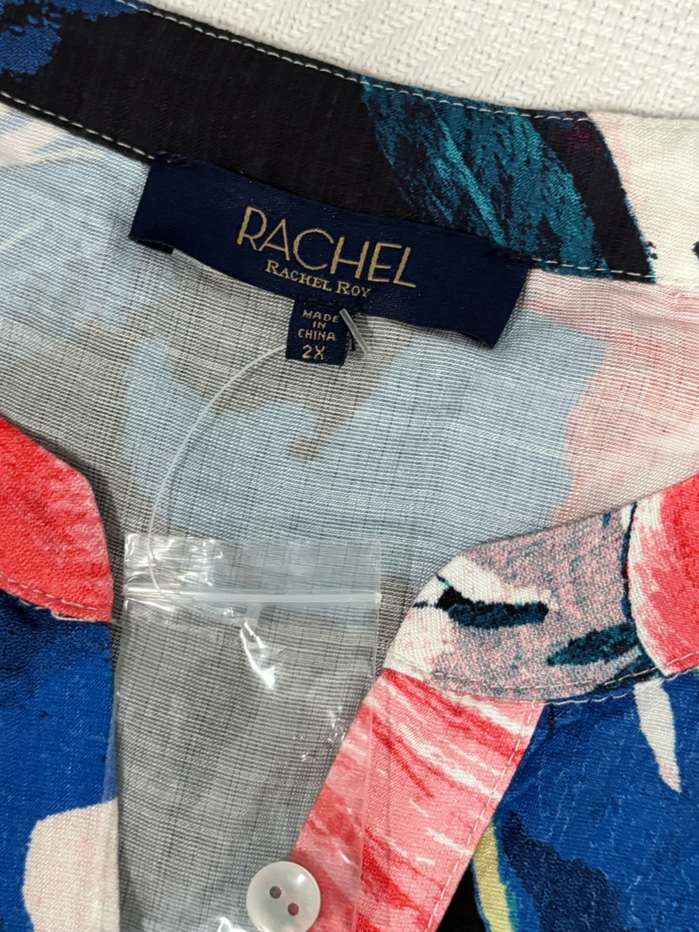 🌸RACHEL Rachel Roy Coral, Navy & Yellow Floral V-Neck Blouse - Picture 5 of 10